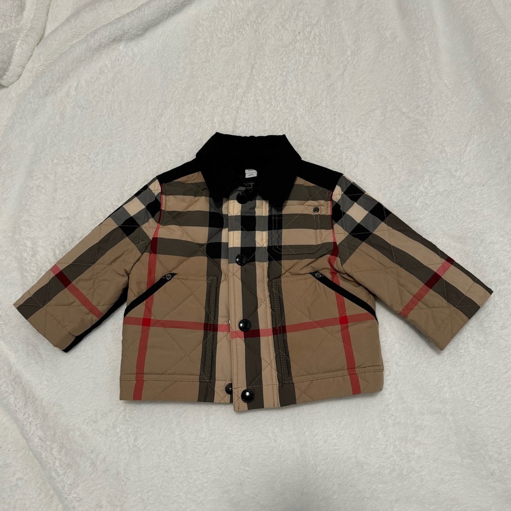 Burberry kids jacket— 6M